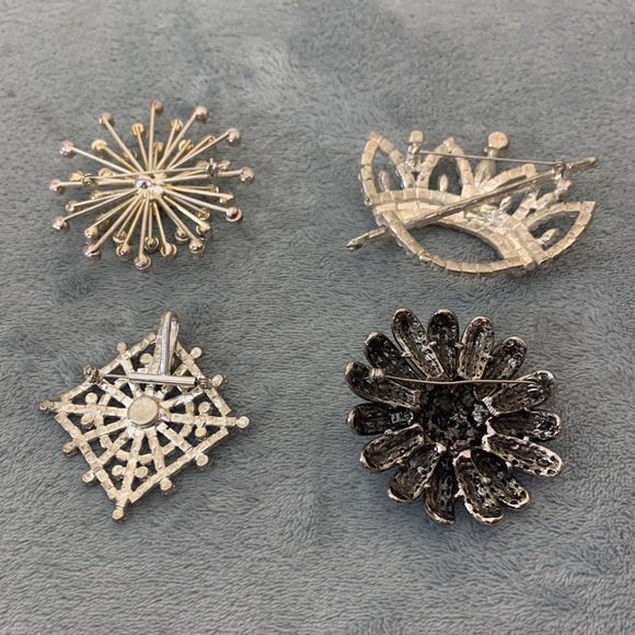 Fashion Brooch Set of 4 - Picture 2 of 8